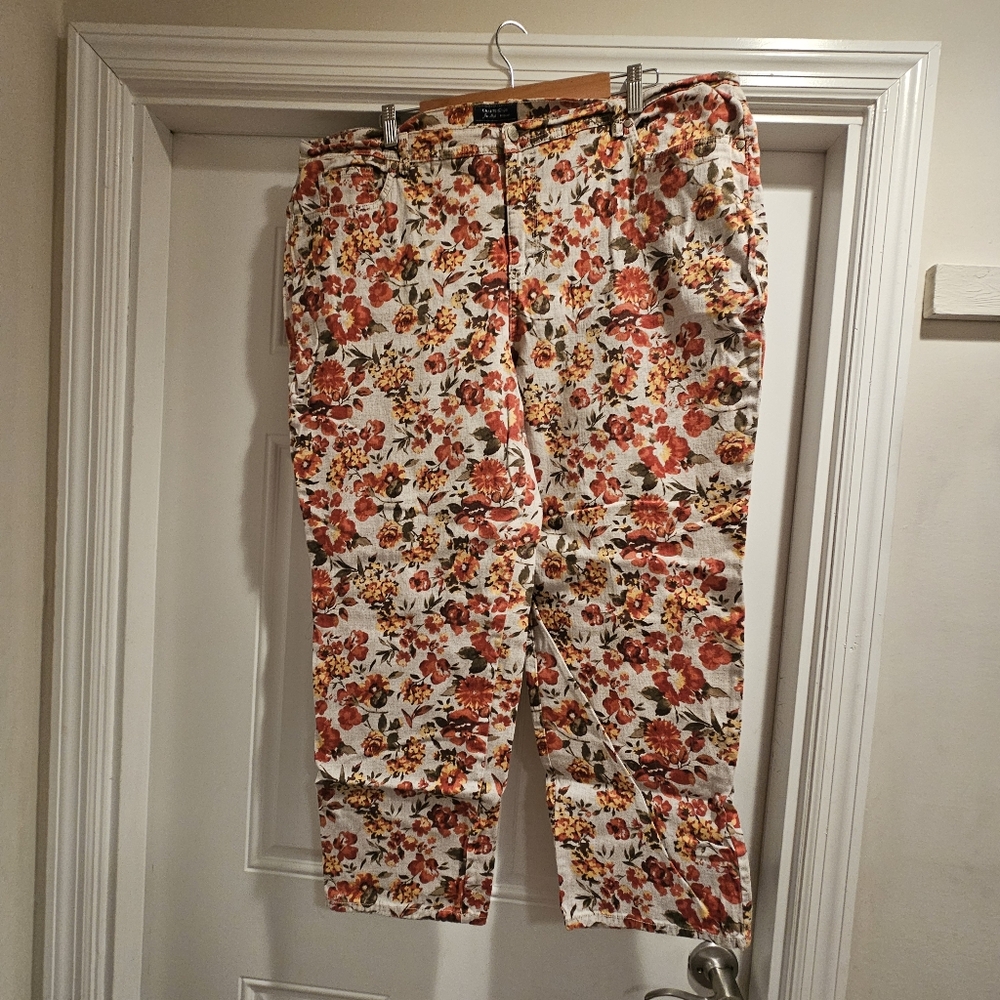 Charter Club Red and Orange Jeans Vibrant Floral Print 22W